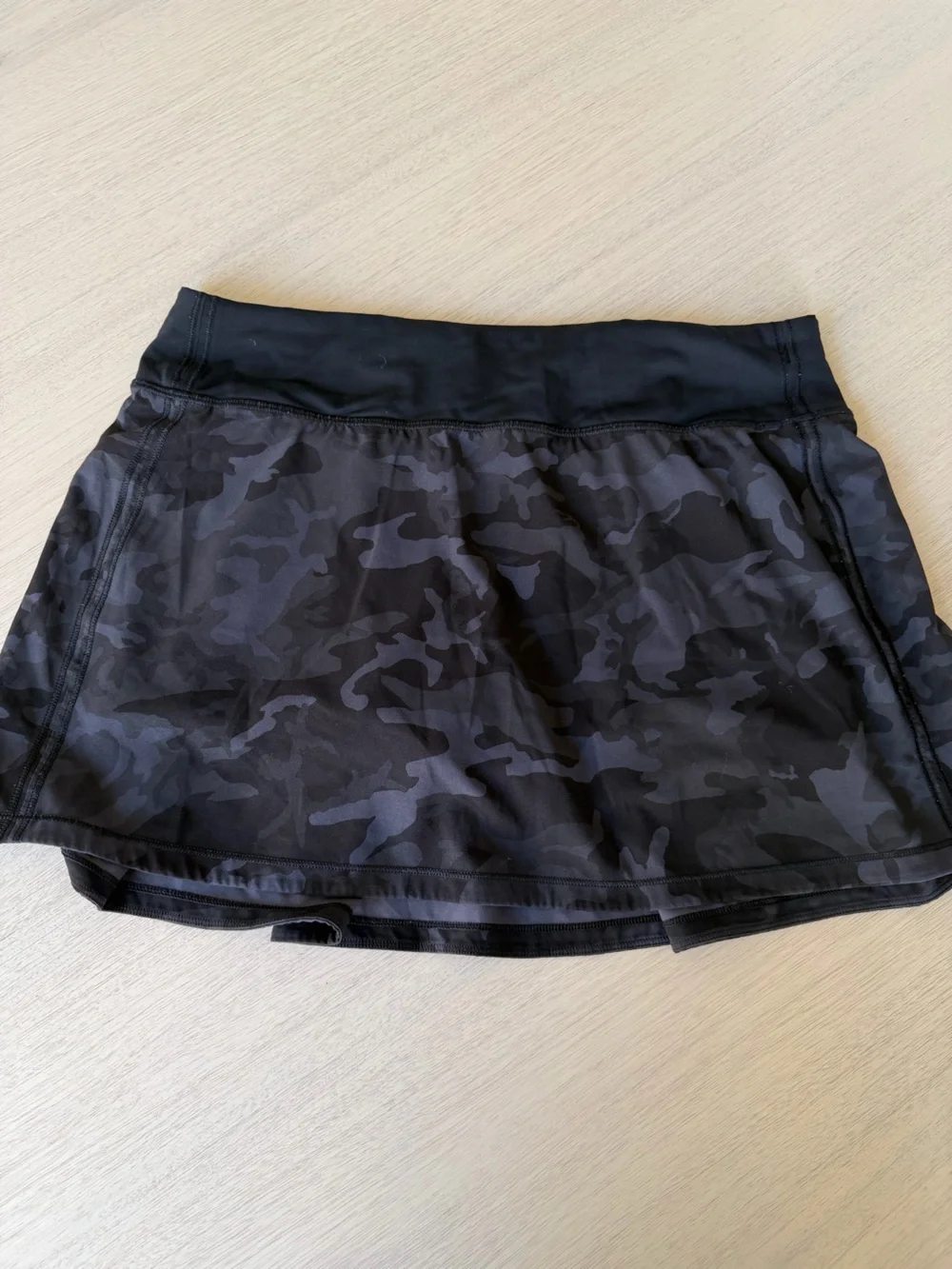 Lululemon | pace rival skirt | Color: black camo | Size: 8